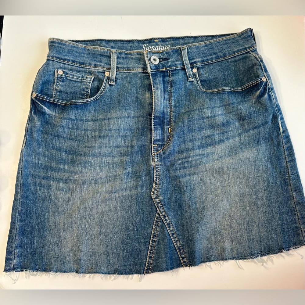 Levi's Classic Blue Denim Mini Skirt